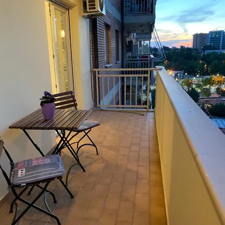 Tirana_cliche_apartment アパート *